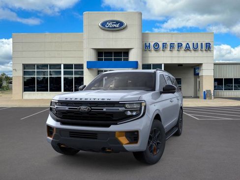New 2026 Ford Expedition Tremor image 2