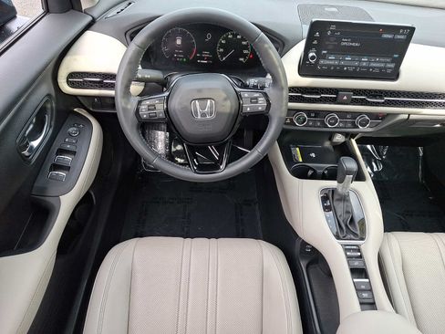 Used 2024 Honda HR-V EX-L image 10
