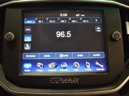 Used 2014 Maserati Ghibli image 24