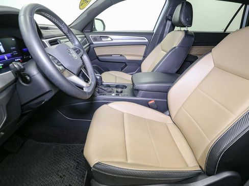 Certified 2022 Volkswagen Atlas Cross Sport SE AWD/4WD image 42