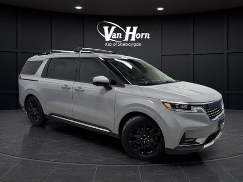 Used 2024 Kia Carnival SX Prestige image 41