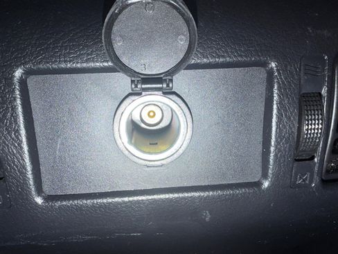 Used 2021 Toyota Tundra SR5 image 31