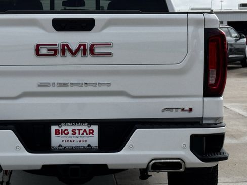 Used 2025 GMC Sierra 1500 AT4 w/ AT4 Preferred Package image 10