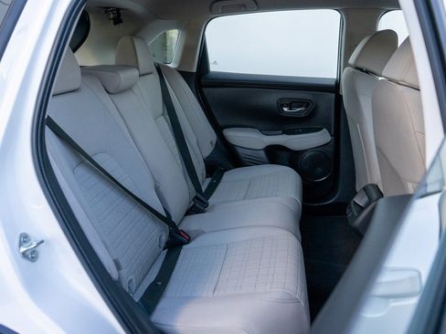 Used 2025 Honda HR-V LX image 15