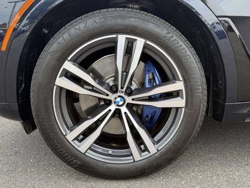 Used 2024 BMW X7 xDrive40i w/ Executive Package AWD/4WD image 45