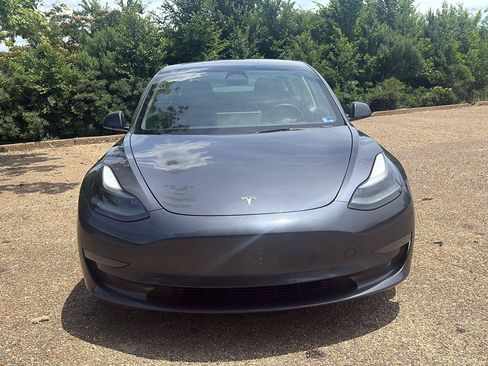 Used 2023 Tesla Model 3 Standard Range RWD image 13