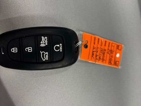 Used 2024 Hyundai Palisade Limited FWD image 26