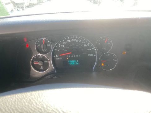 Used 2019 GMC Savana 3500 w/ Power Convenience Package RWD image 18