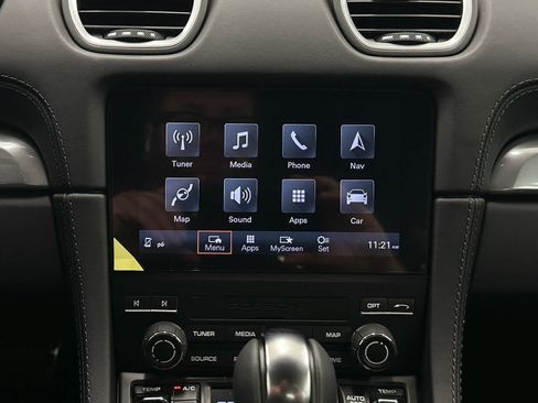 Used 2025 Porsche 718 Cayman GTS RWD image 25