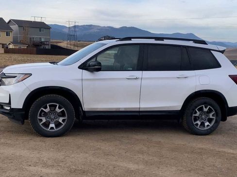 Used 2023 Honda Passport TrailSport image 5