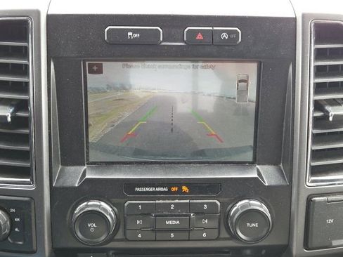 Used 2017 Ford F150 XLT w/ Equipment Group 302A Luxury image 31