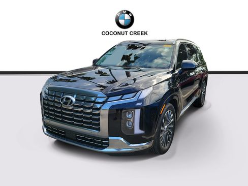 Used 2024 Hyundai Palisade Calligraphy AWD/4WD image 3