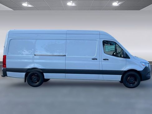 New 2026 Mercedes-Benz Sprinter 2500 image 7