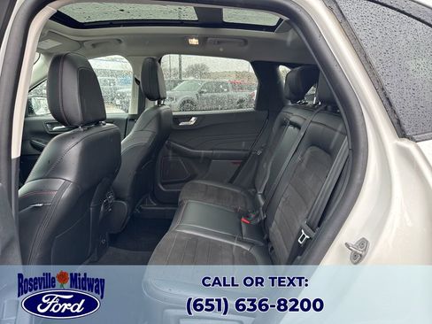 Used 2022 Ford Escape SEL w/ SEL Stealth AWD Package image 31