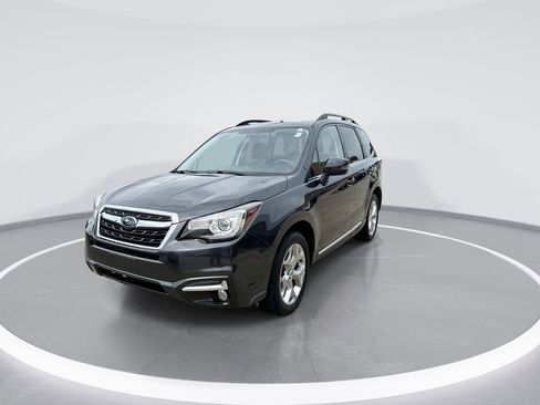 Used 2018 Subaru Forester 2.5i Touring w/ Popular Package #3B AWD/4WD image 4