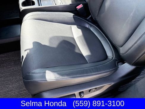 Used 2024 Honda Odyssey Touring image 12