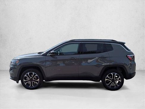 Used 2022 Jeep Compass Limited AWD/4WD image 9