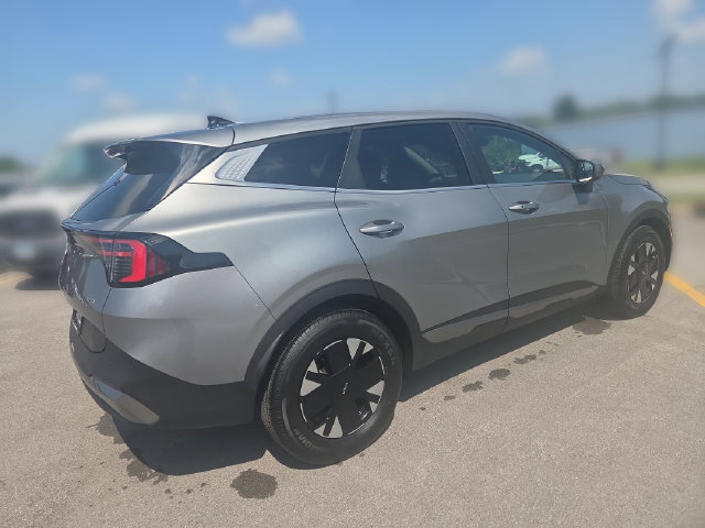 Certified 2026 Kia Sportage LX FWD image 7