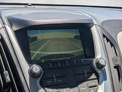 Used 2015 Chevrolet Equinox LT w/ Driver Convenience Package FWD image 9