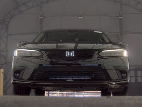 Used 2023 Honda Civic EX-L image 4
