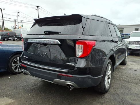 Used 2022 Ford Explorer Limited w/ Equipment Group 301A image 6