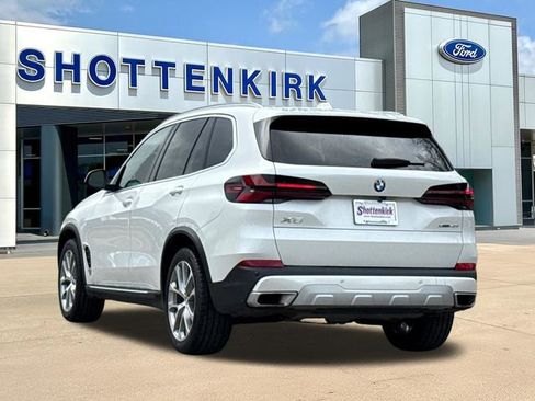 Used 2024 BMW X5 xDrive40i w/ Premium Package AWD/4WD image 6
