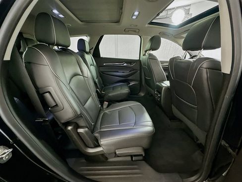 Used 2021 Buick Enclave Avenir w/ Avenir Technology Package FWD image 28