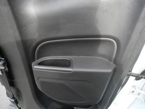 Used 2016 GMC Canyon W/T image 29