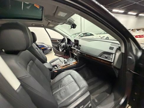 Used 2018 Audi Q5 2.0T Premium Plus w/ Premium Plus Package AWD/4WD image 32