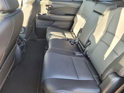 Used 2022 Honda Passport EX-L image 12