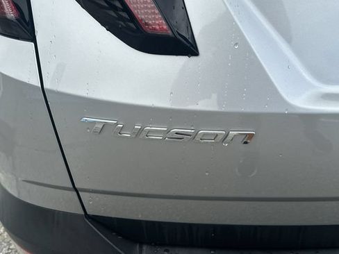 Certified 2022 Hyundai Tucson SEL w/ Convenience + Premium Package FWD image 8