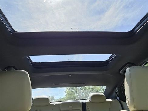 Used 2024 Cadillac CT5 Premium Luxury RWD image 17
