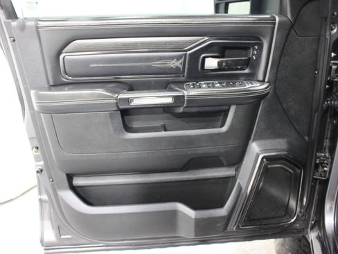 Used 2023 RAM 2500 Limited AWD/4WD image 6