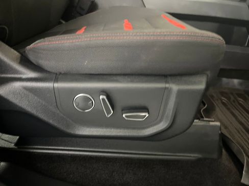 Used 2016 Ford F150 XLT w/ Equipment Group 302A Luxury image 62