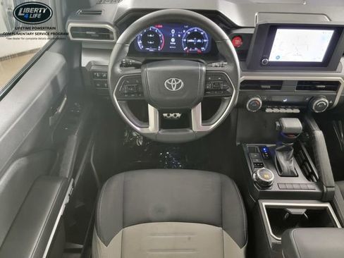 Used 2024 Toyota Tacoma TRD Sport AWD/4WD image 24