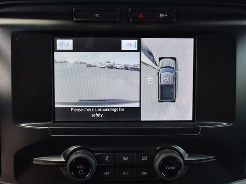 Used 2022 Ford F150 XL w/ Equipment Group 101A High AWD/4WD image 9