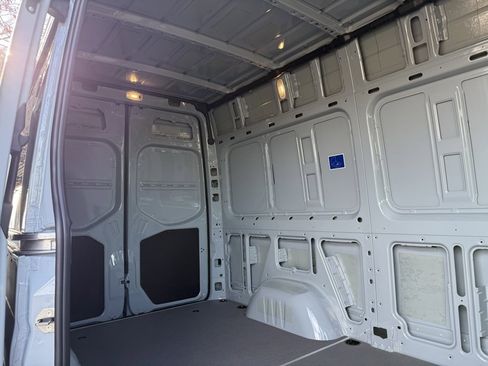 New 2025 Mercedes-Benz Sprinter 2500 image 14