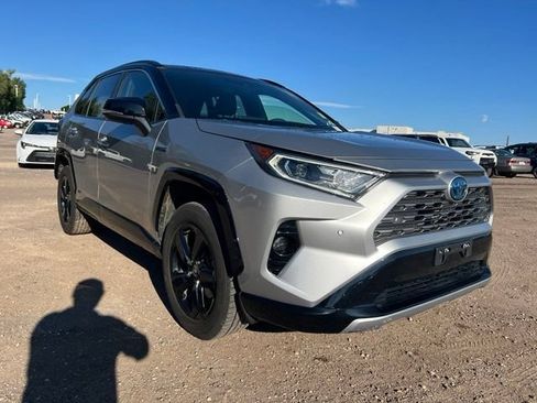 Used 2020 Toyota RAV4 XSE AWD/4WD image 7