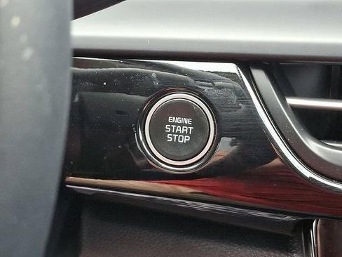 Certified 2026 Kia Seltos S FWD image 24