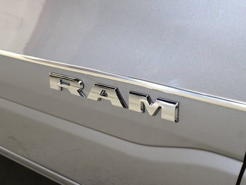 Certified 2022 RAM 1500 Big Horn AWD/4WD image 41