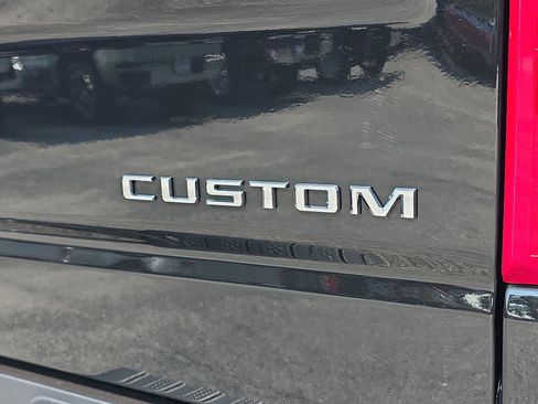 New 2026 Chevrolet Silverado 1500 Custom AWD/4WD image 10