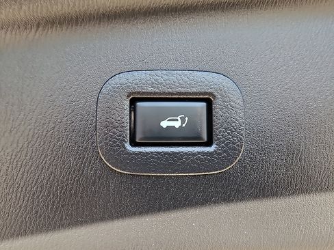 Used 2024 INFINITI QX80 Luxe image 7