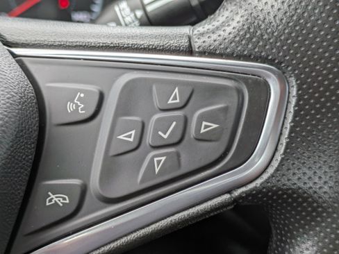 Used 2025 Chevrolet Malibu LT FWD image 15