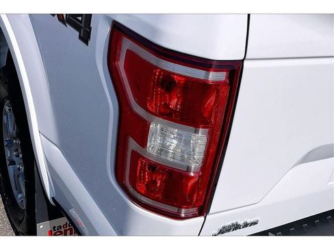 Used 2018 Ford F150 Lariat AWD/4WD image 29