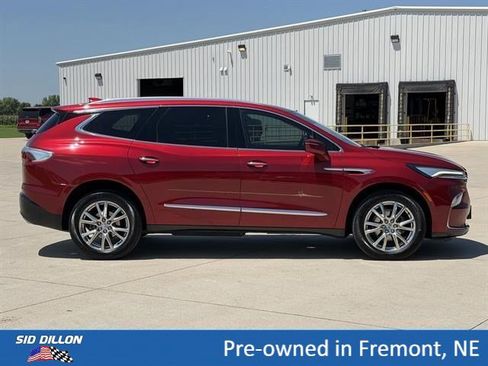 Certified 2023 Buick Enclave Premium w/ Experience Buick Package FWD image 3