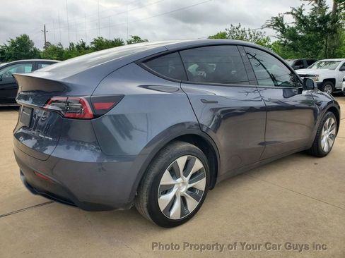 Used 2023 Tesla Model Y Long Range AWD/4WD image 9