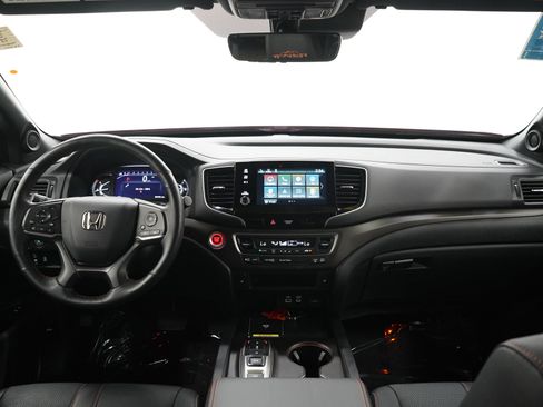 Used 2024 Honda Passport TrailSport image 16