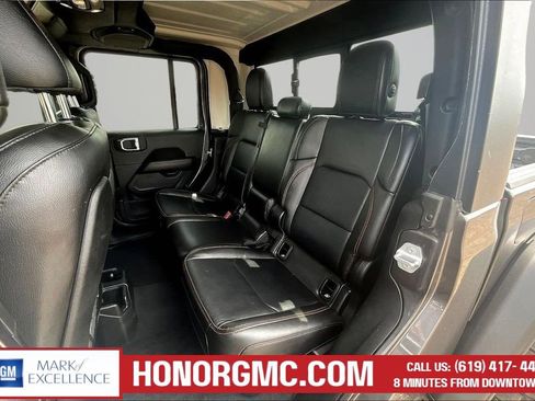 Used 2022 Jeep Gladiator Mojave w/ Trailer Tow Package AWD/4WD image 22