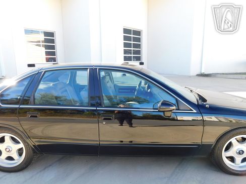 Used 1994 Chevrolet Impala SS image 33