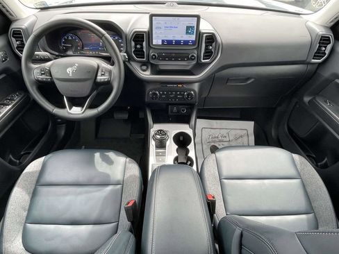 Used 2024 Ford Bronco Sport Outer Banks w/ Tech Package image 11